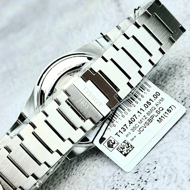 الأزرق الملكي – الفخامة السويسرية في معصمك Tissot PRX