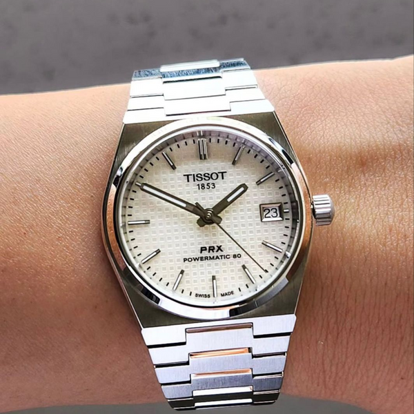 الابيض الملكي – الفخامة السويسرية في معصمك Tissot PRX
